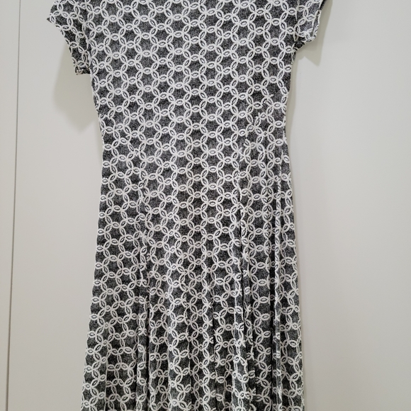 Virginia Key Paris Dress - Picture 8 of 11